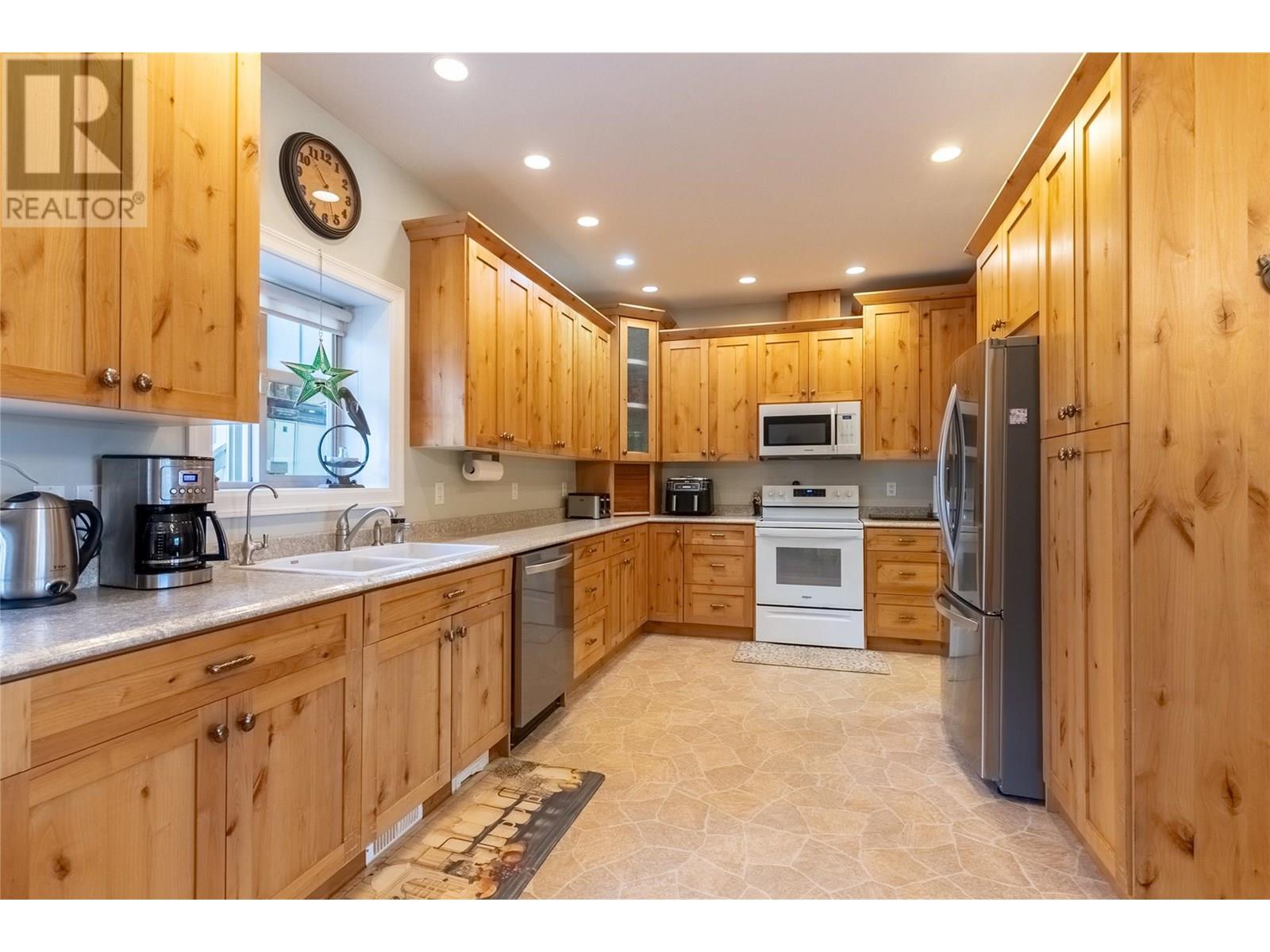 331 Linden Road - 11