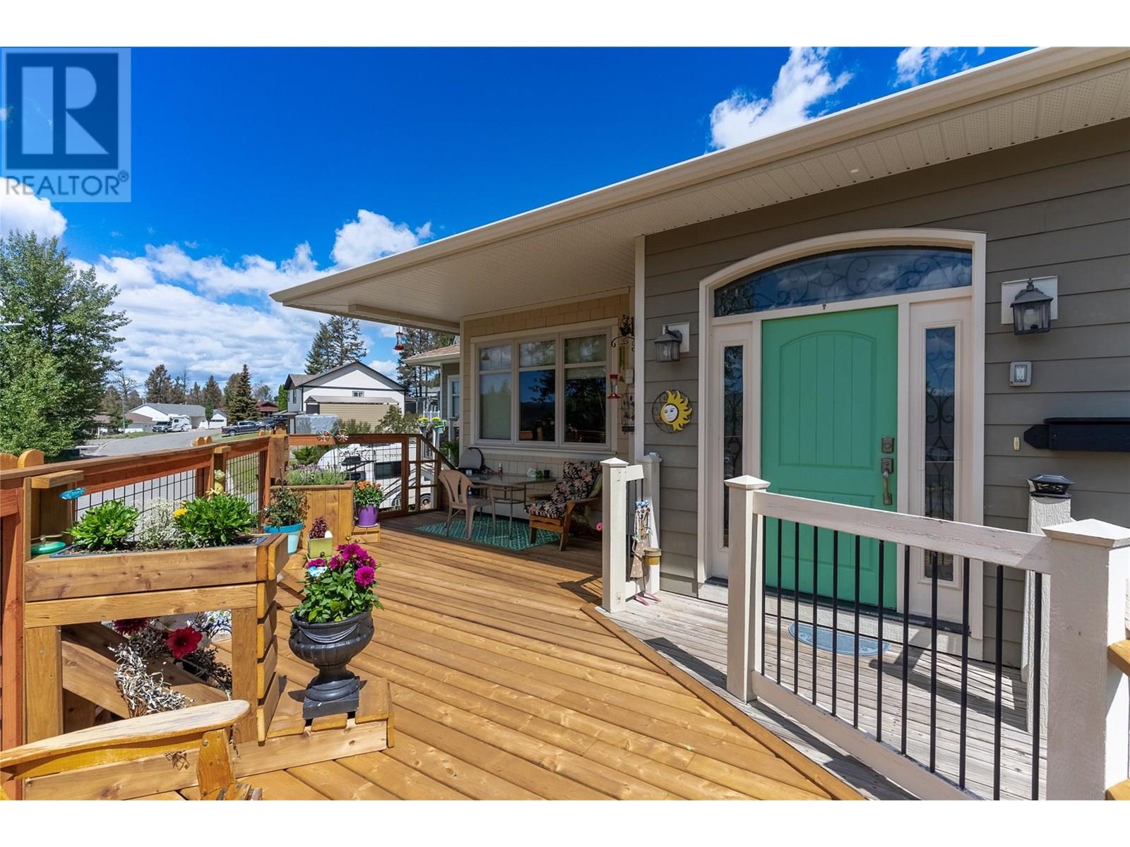 331 Linden Road, Logan Lake