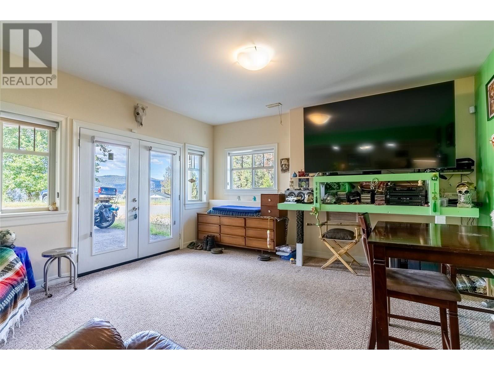 331 Linden Road, Logan Lake