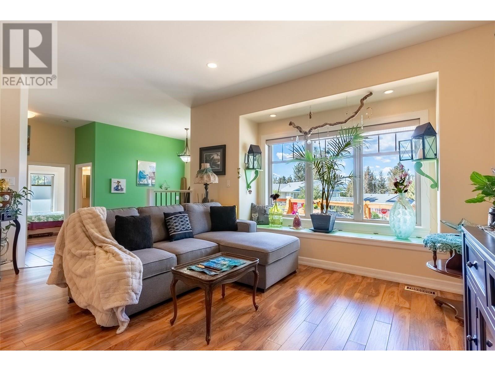 331 Linden Road, Logan Lake