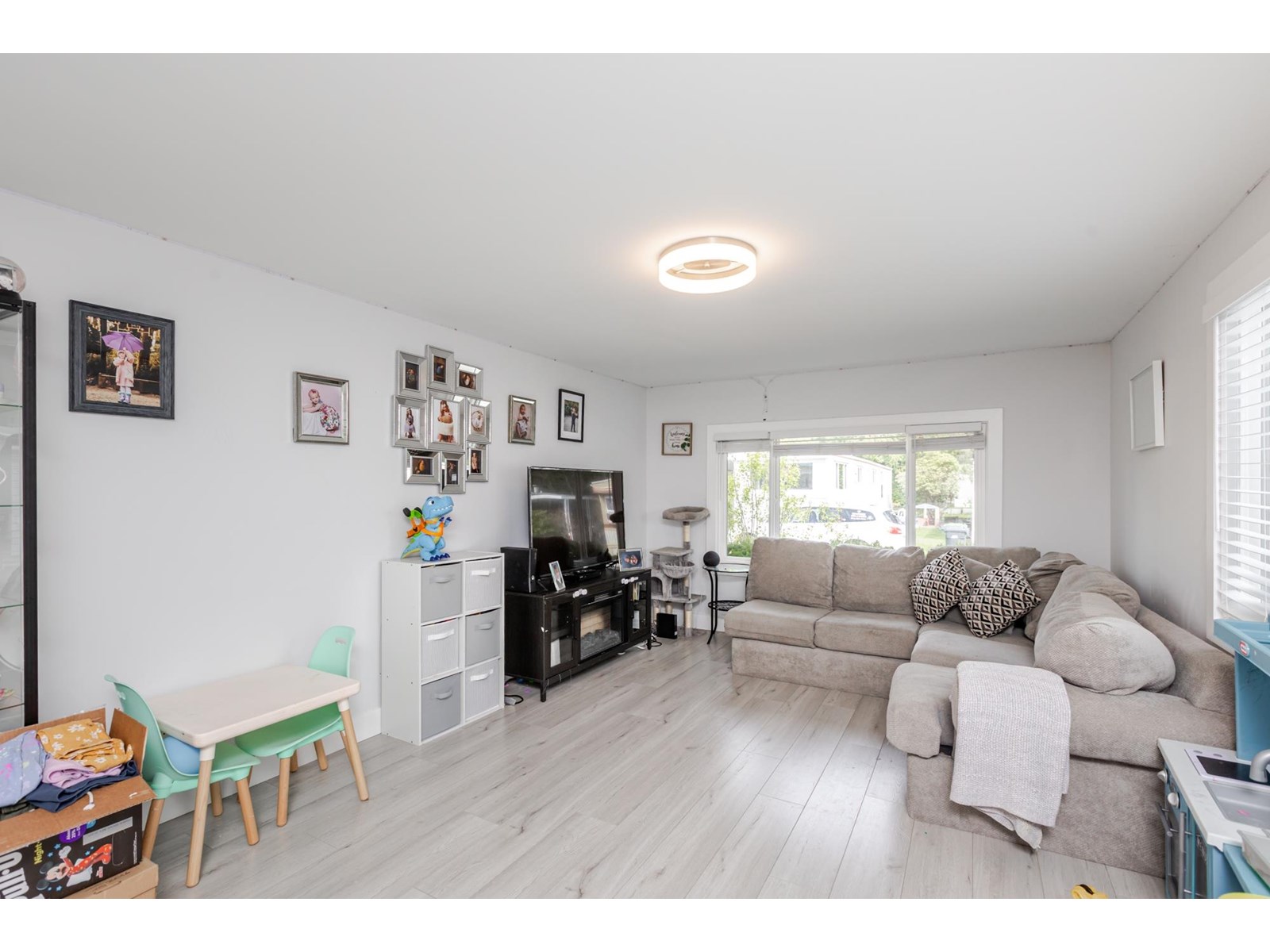 Photo 6 of 221 1840 160 Street, Surrey BC