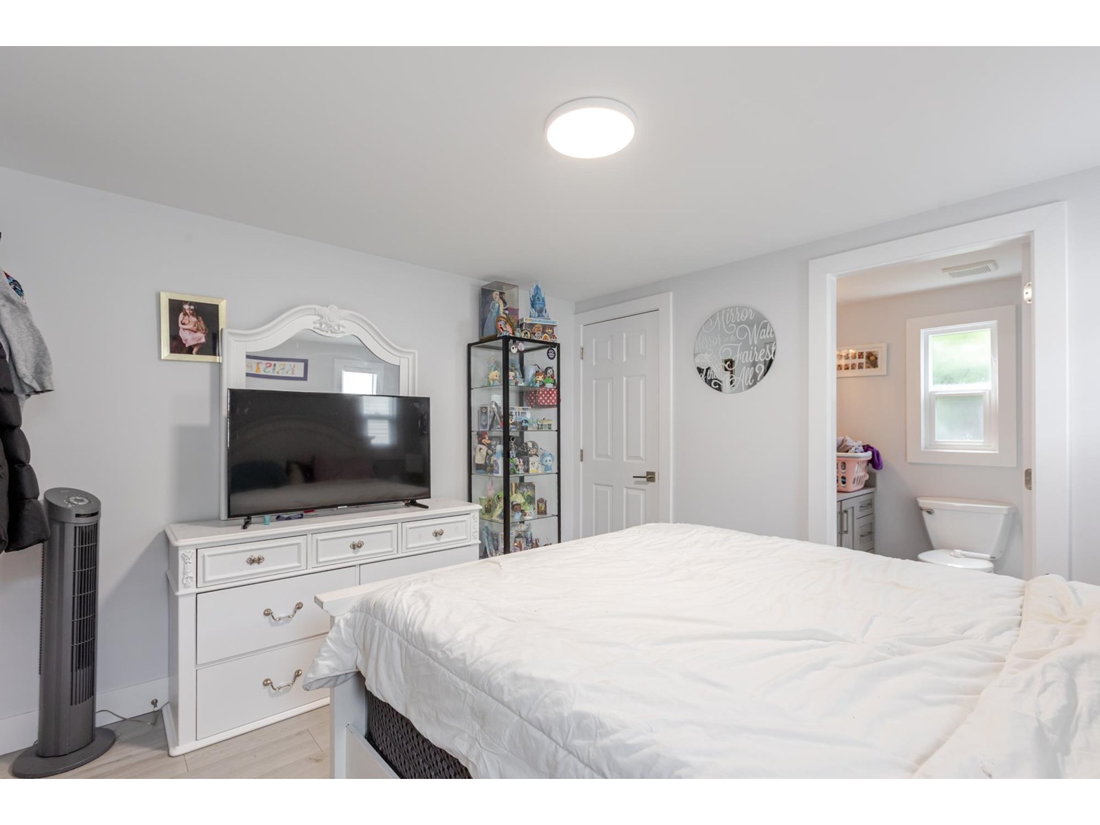 Photo 16 of 221 1840 160 Street, Surrey BC