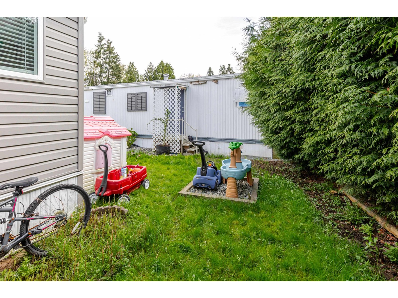 Photo 28 of 221 1840 160 Street, Surrey BC