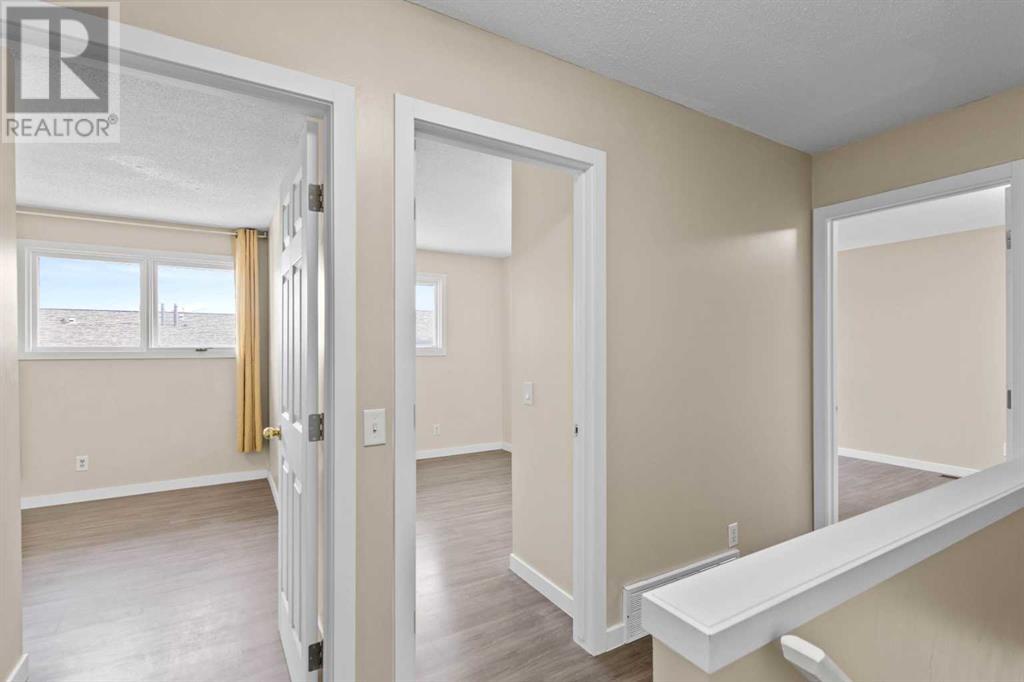 Single Family House for Sale in    Street Thorncliffe Calgary 