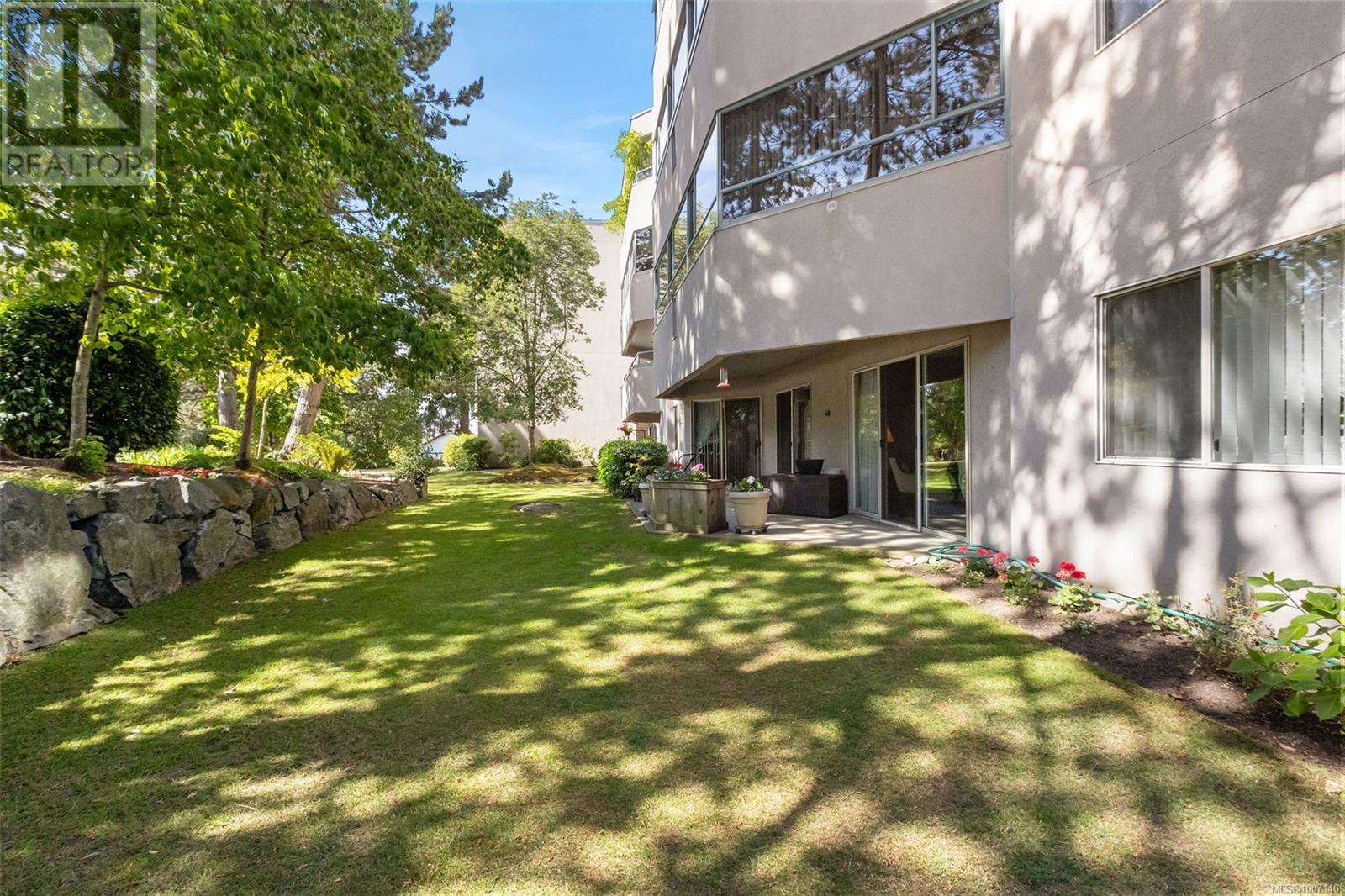 Photo 25 of 105 1100 Union Rd, Saanich BC