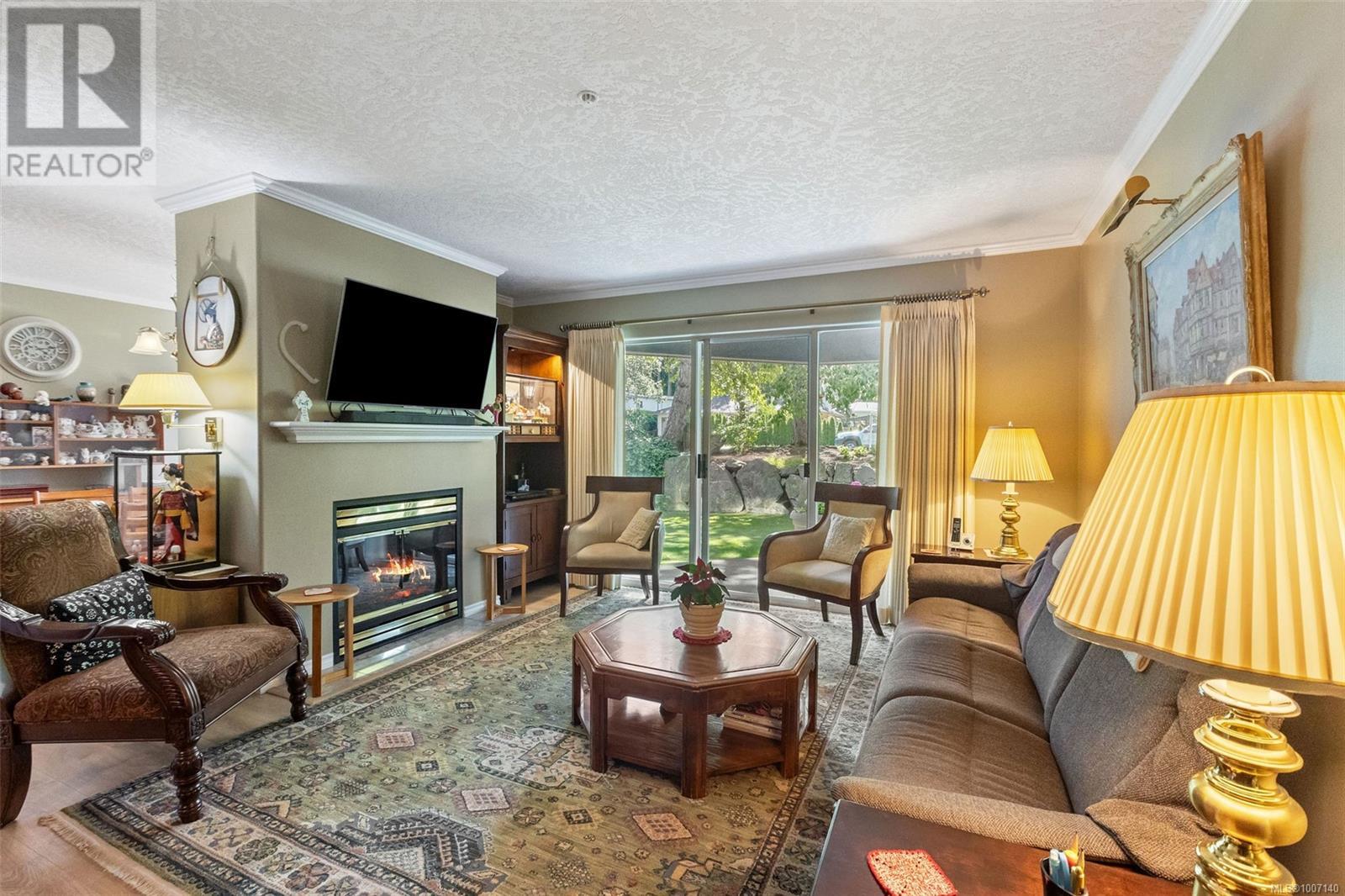 Photo 5 of 105 1100 Union Rd, Saanich BC