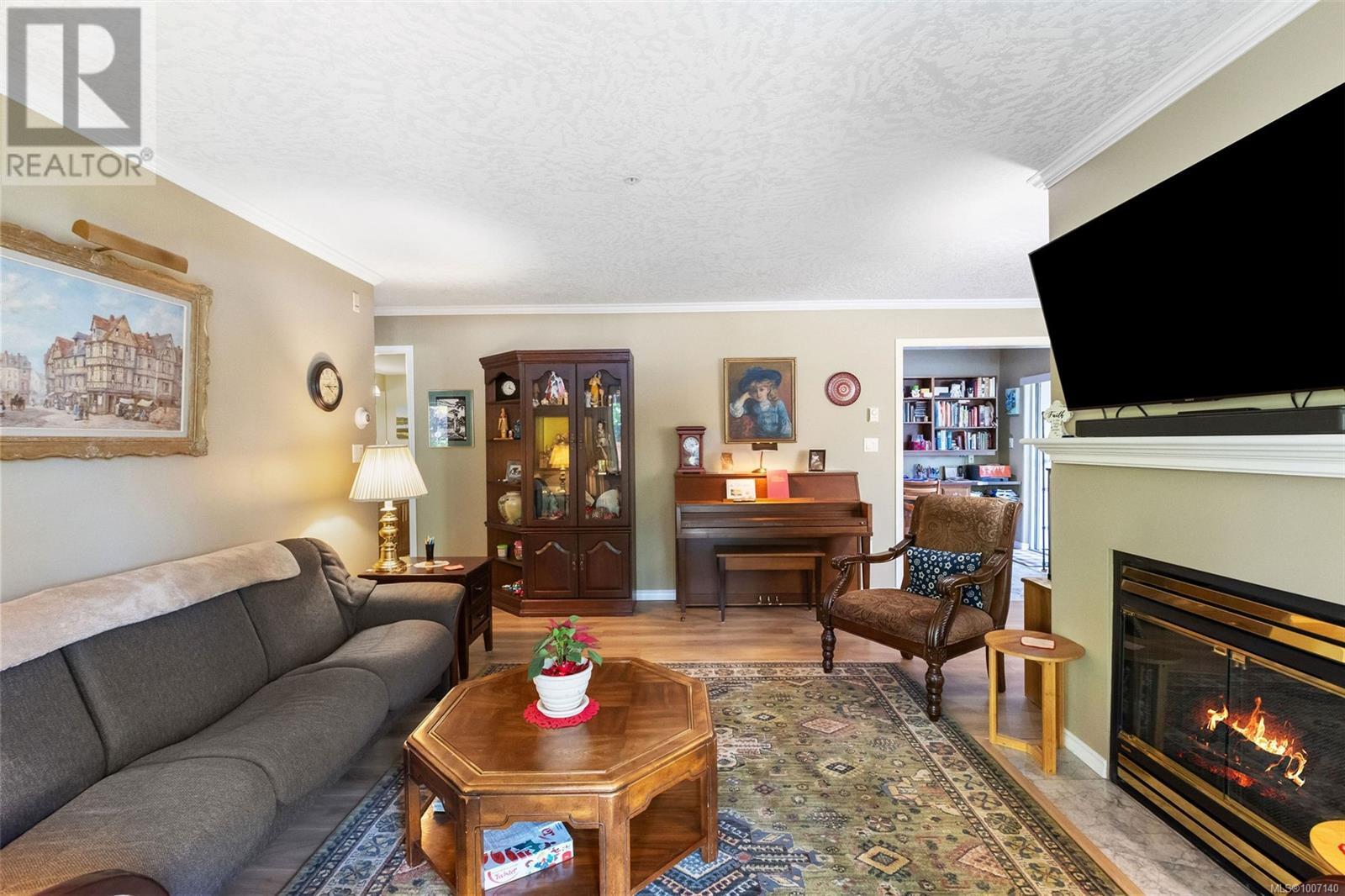 Photo 6 of 105 1100 Union Rd, Saanich BC