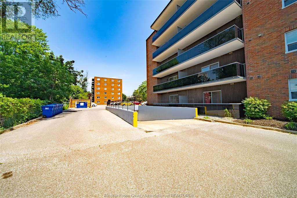 Photo 32 of 3905 Riverside Drive East Unit 403, Windsor ON