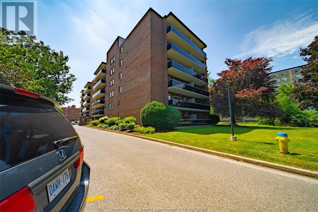 Photo 22 of 3905 Riverside Drive East Unit 403, Windsor ON
