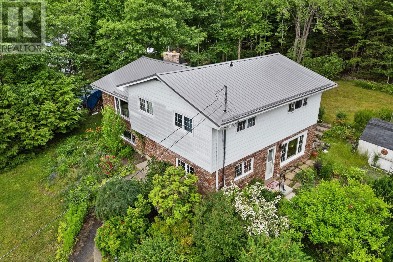 Photo 41 of 576 Lakeview Avenue, Middle Sackville NS