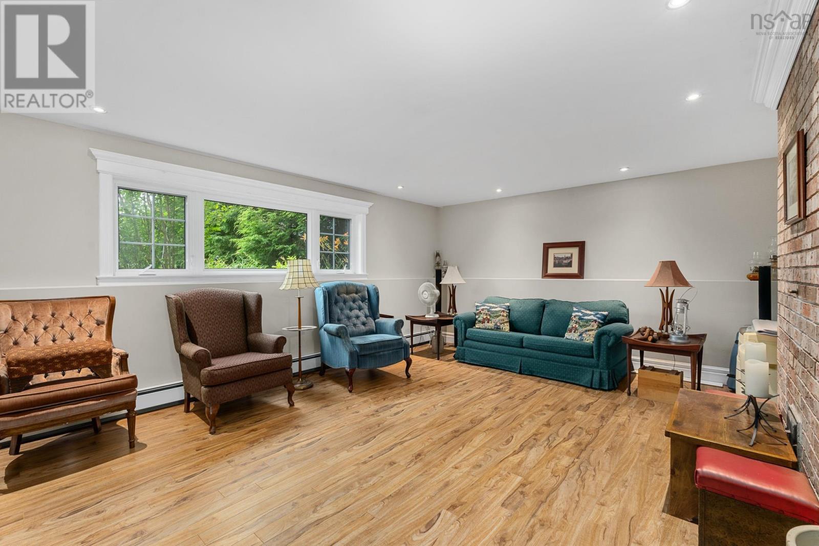 Photo 22 of 576 Lakeview Avenue, Middle Sackville NS
