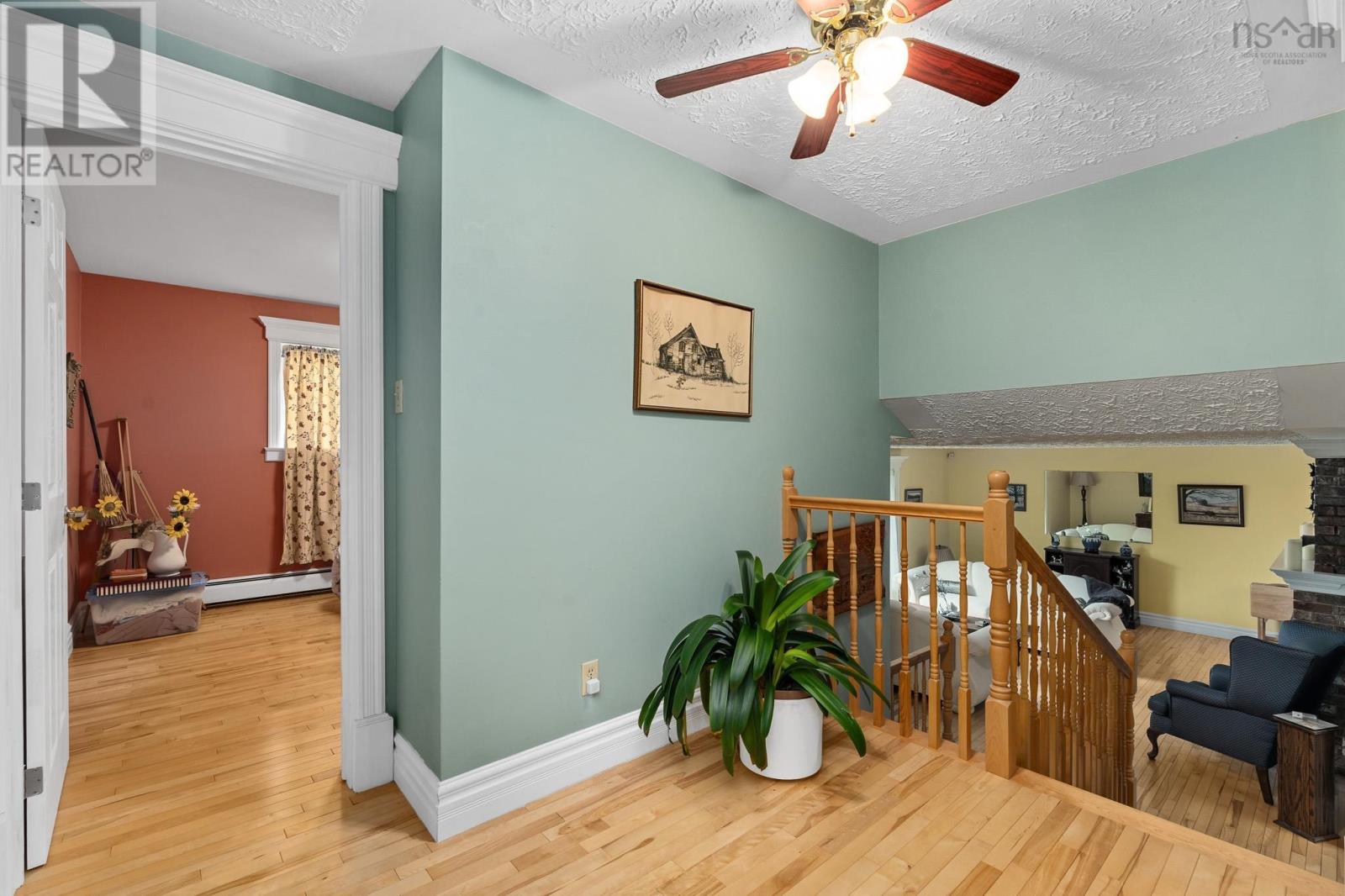 Photo 13 of 576 Lakeview Avenue, Middle Sackville NS