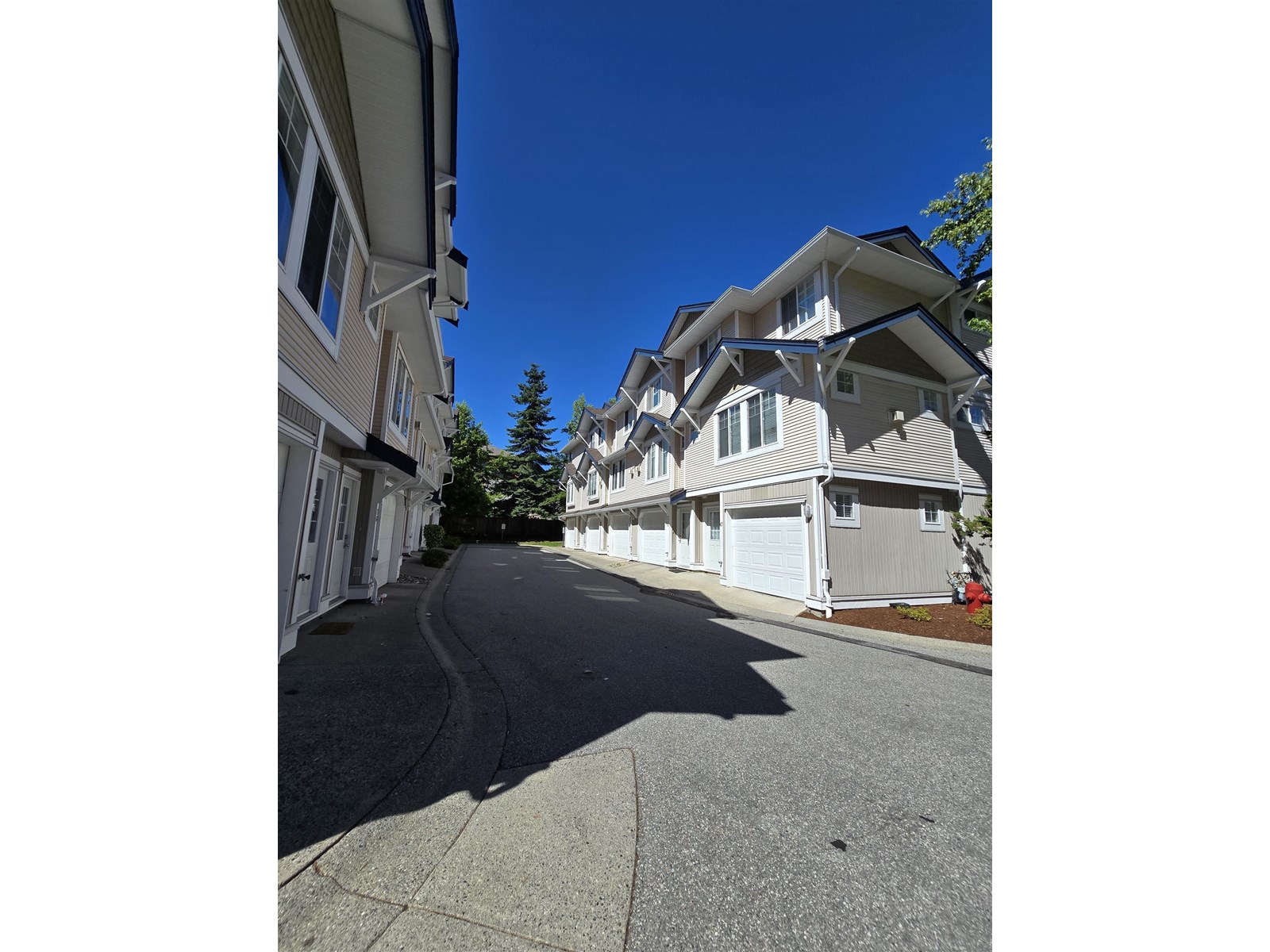 Photo 27 of 68 6533 121 Street, Surrey BC