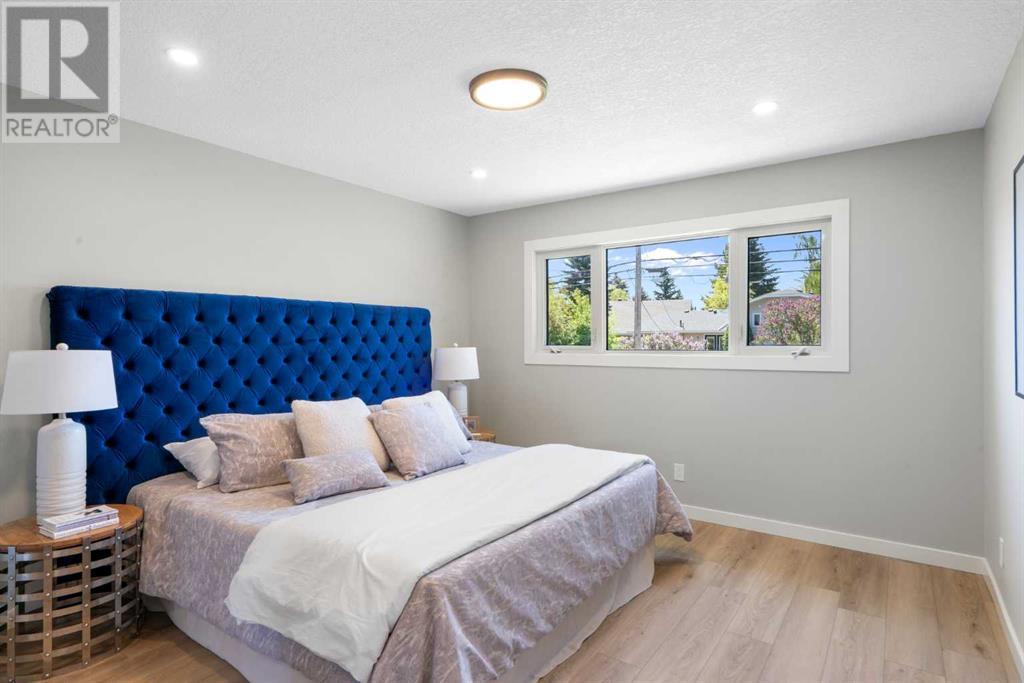 Single Family House 4 Level for Sale in  Lake Bonavista Drive SE Lake Bonavista Calgary 