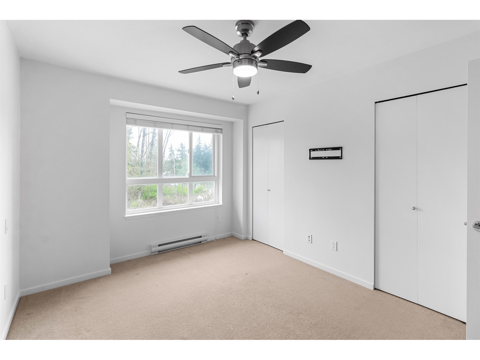 Photo 7 of 106 5858 142 Street, Surrey BC