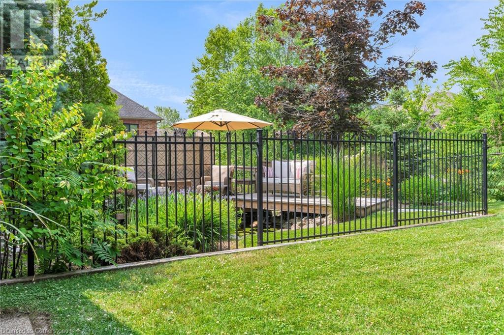 Photo 42 of 29 Gaines Avenue, Dundas ON