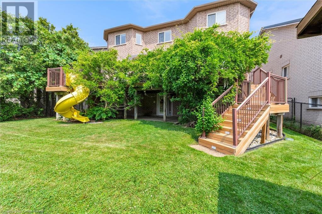 Photo 43 of 29 Gaines Avenue, Dundas ON