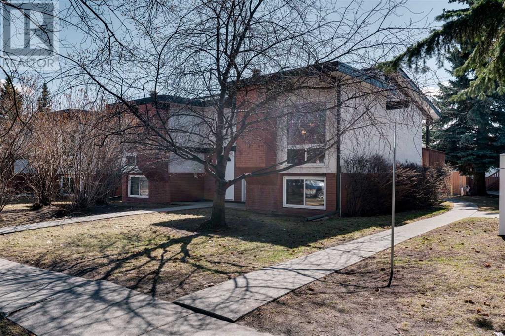Single Family House Bi-level for Sale in  Rundlehorn Drive NE Pineridge Calgary 