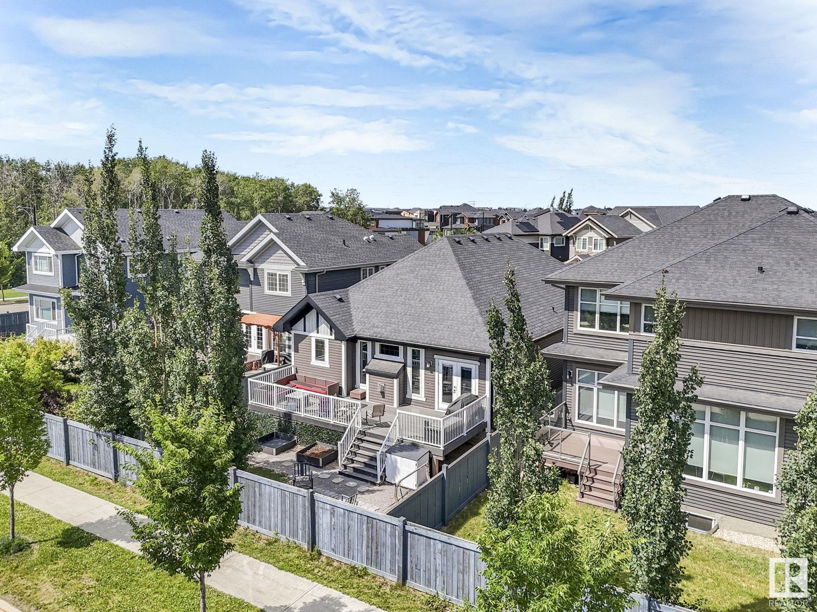 Photo 10 of 4207 Goresky Cl Nw, Edmonton AB