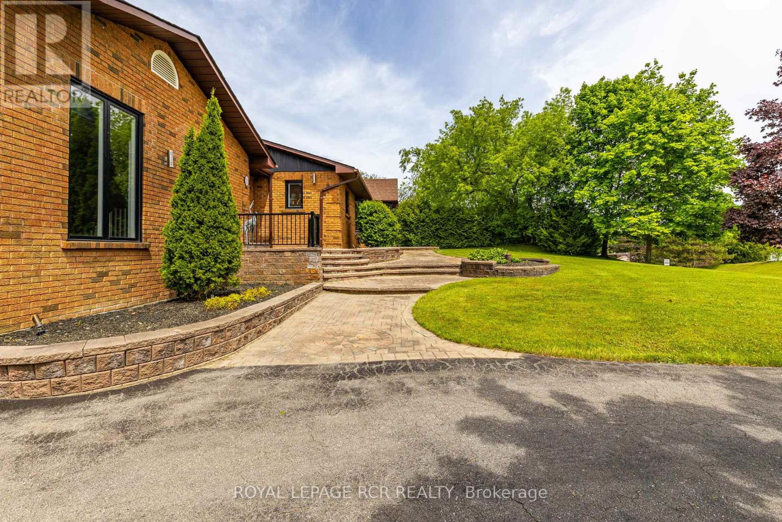 Photo 47 of 1 Lormik Drive, Uxbridge ON