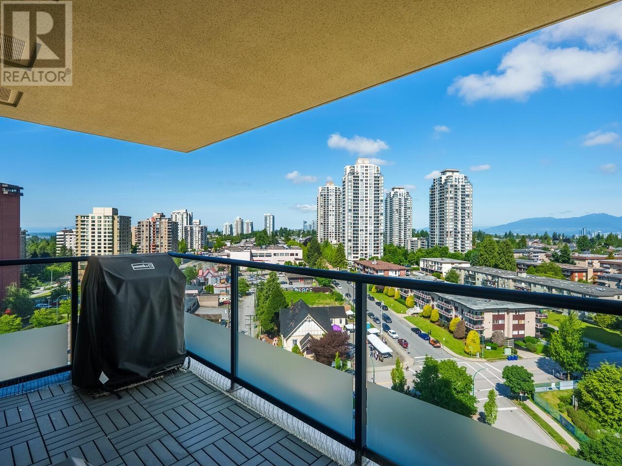 Photo 2 of 1407 7328 Arcola Street, Burnaby BC