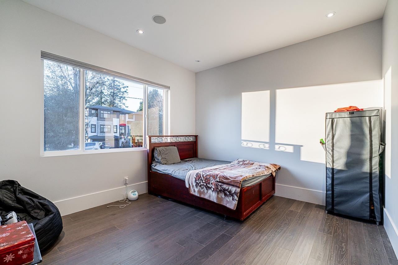 Photo 11 of 13365 57 Avenue, Surrey BC