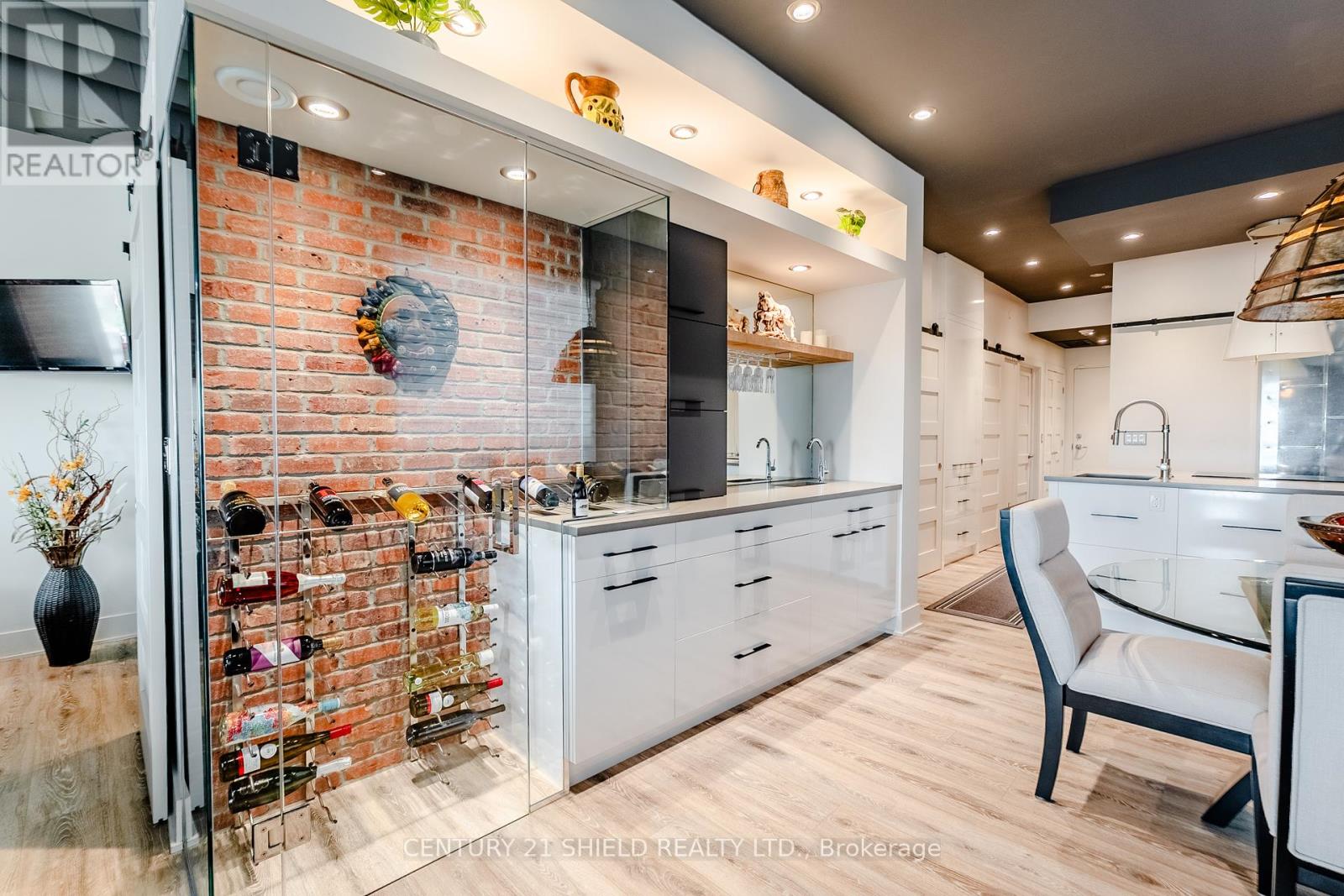 Photo 9 of 501 710 Cotton Mill Street, Cornwall ON