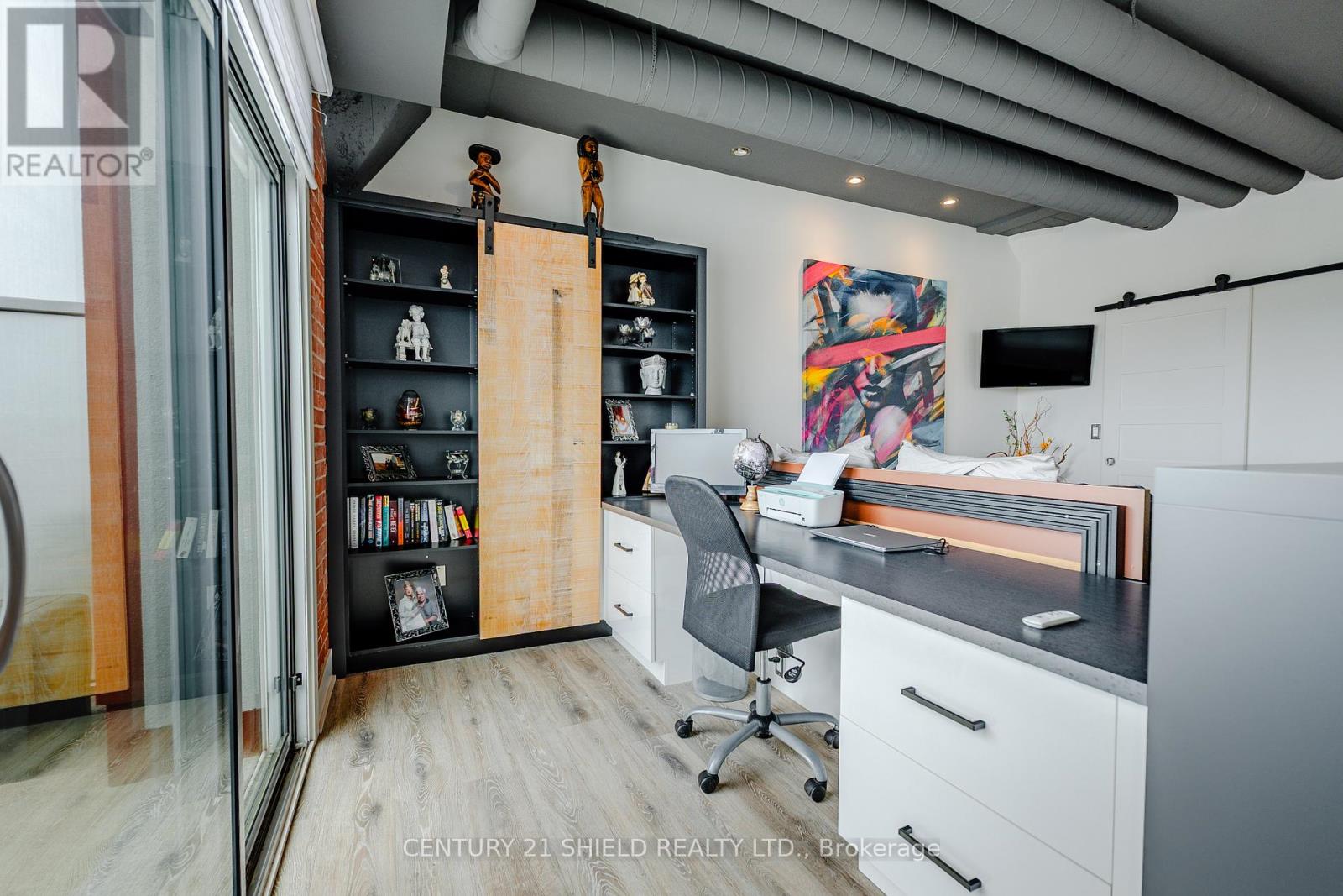 Photo 32 of 501 710 Cotton Mill Street, Cornwall ON