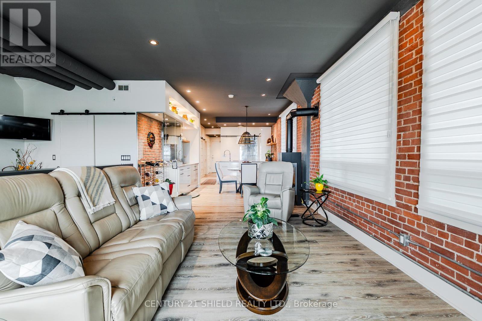 Photo 2 of 501 710 Cotton Mill Street, Cornwall ON