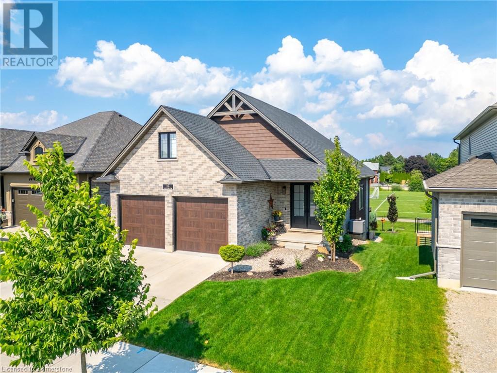 Photo 3 of 16 Whiting Drive, Paris ON
