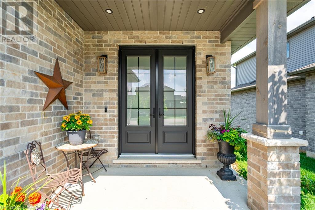 Photo 9 of 16 Whiting Drive, Paris ON