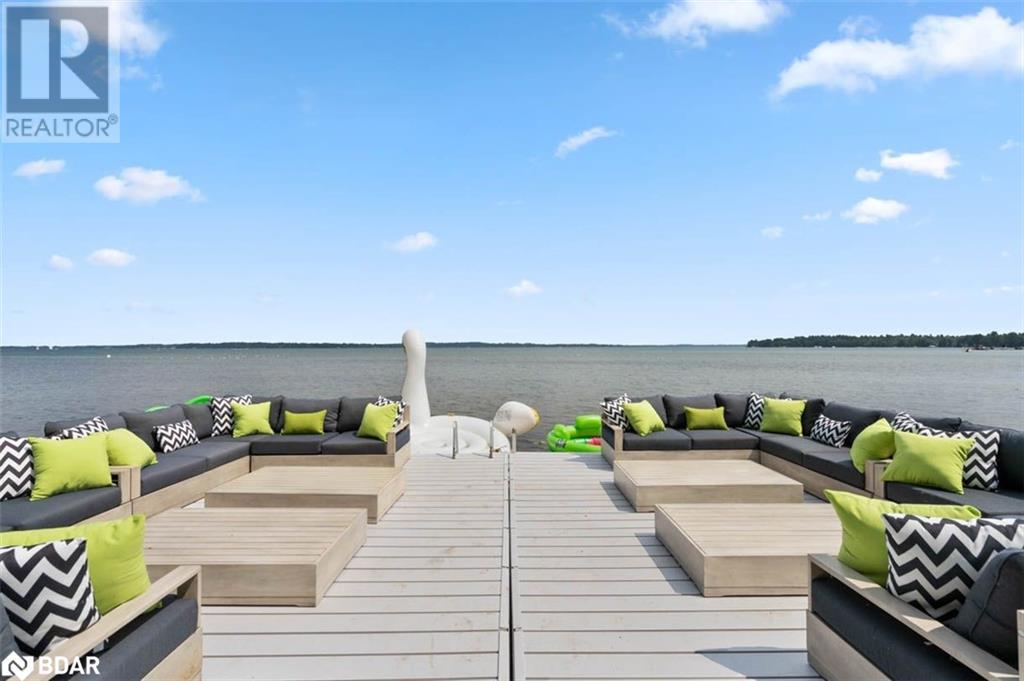 Photo 4 of 943 Barry Avenue, Innisfil ON