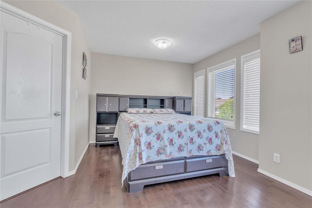 Photo 25 of 39 Barneveld Road, Winnipeg MB