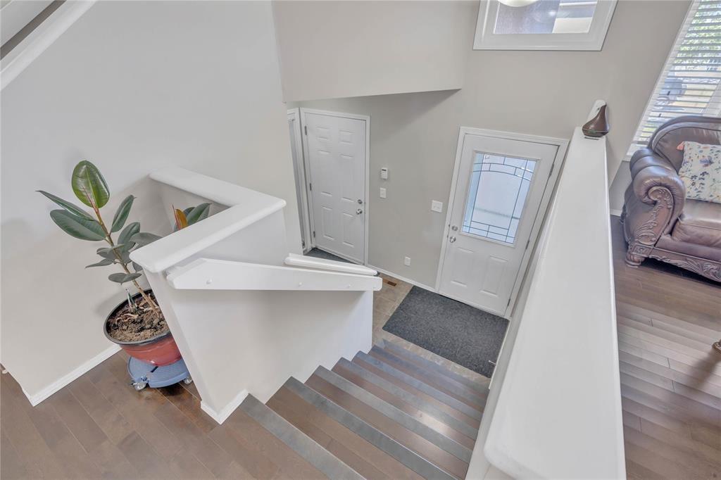 Photo 6 of 39 Barneveld Road, Winnipeg MB