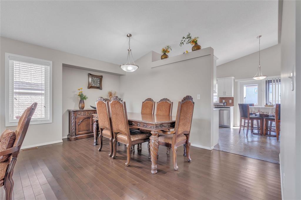 Photo 9 of 39 Barneveld Road, Winnipeg MB