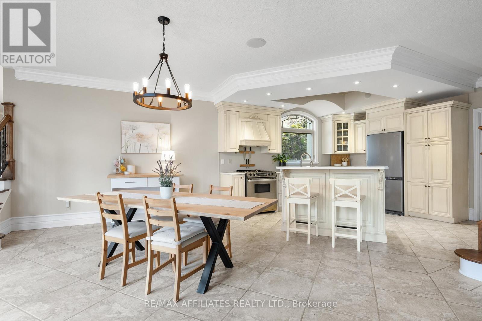Photo 11 of 101 Arthur Road, Tay Valley ON