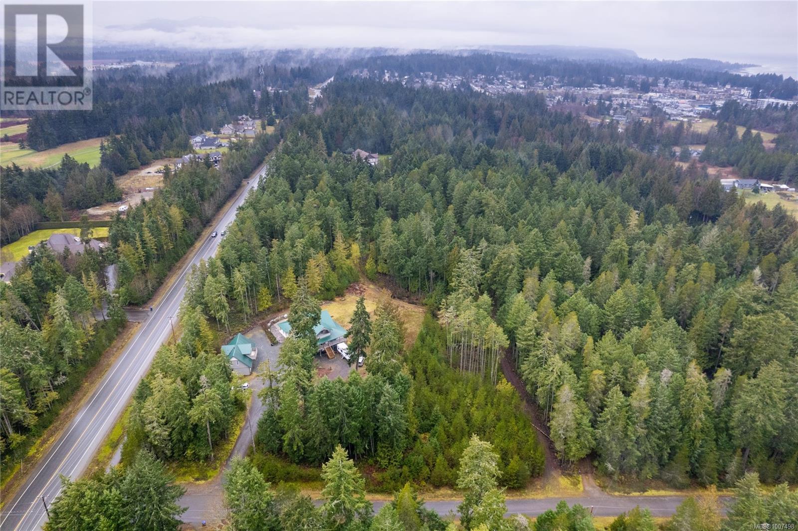 Photo 61 of 907 Hemsworth Rd, Qualicum Beach BC