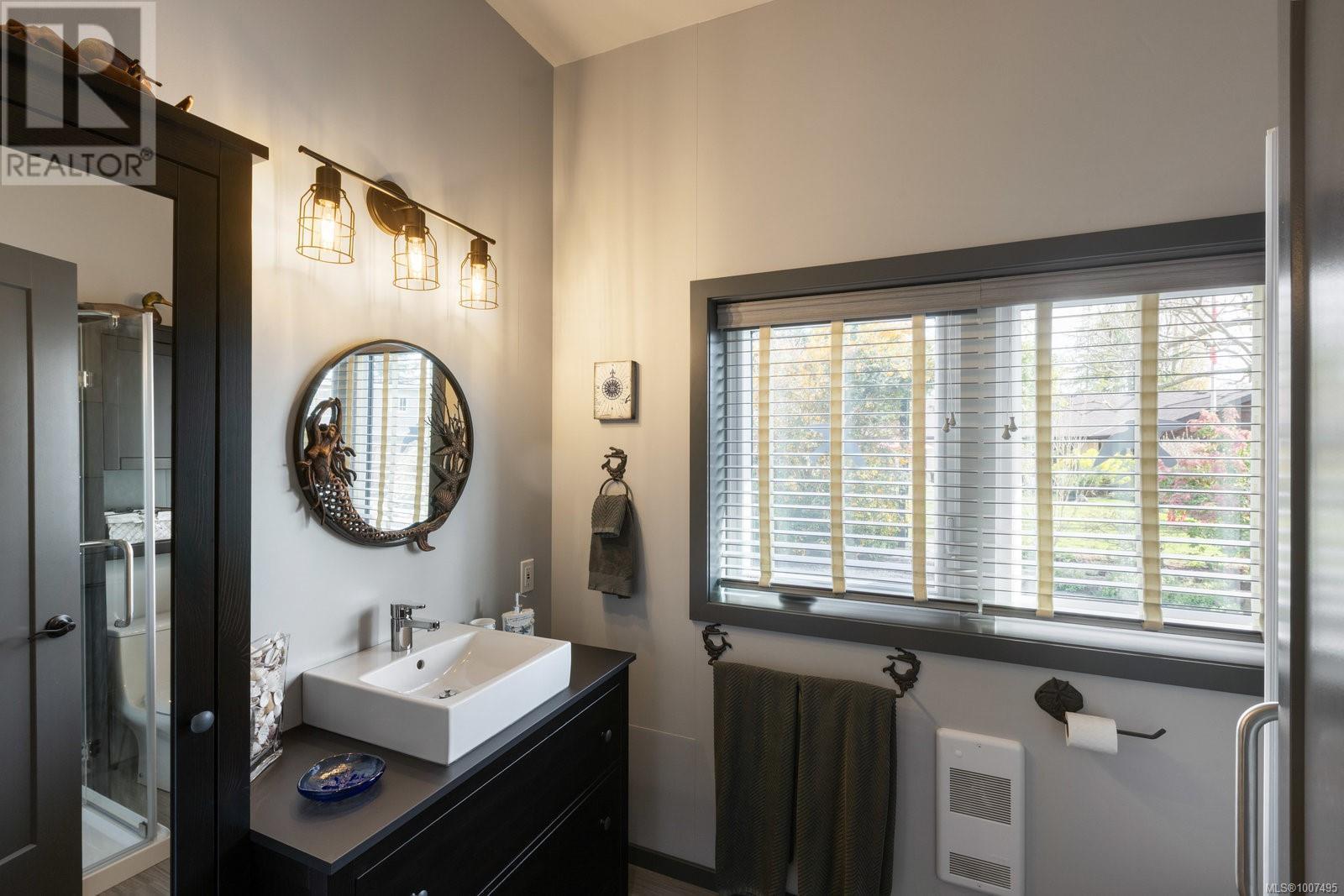  10807 Madrona Drive, North Saanich
