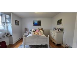 10 Brakes Place thumbnail 38