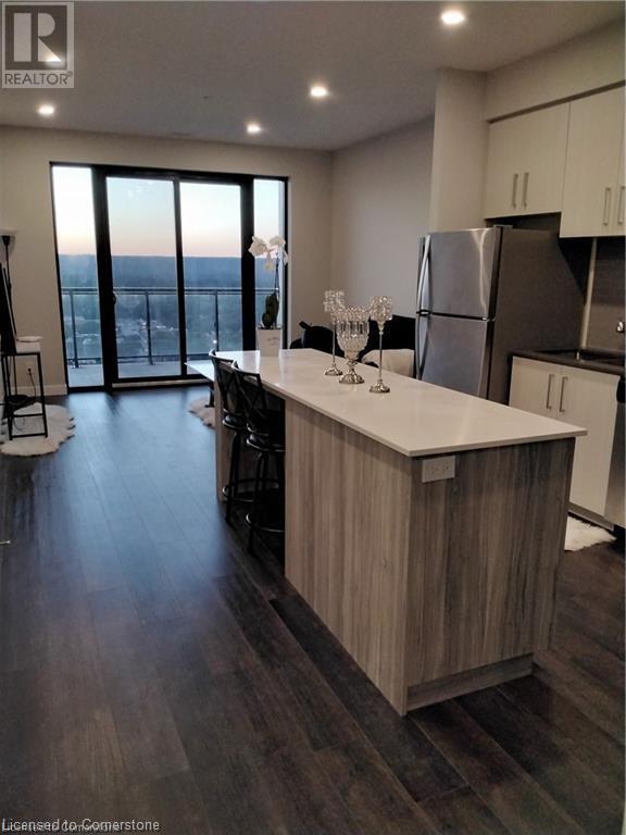 Photo 10 of 15 Queen Street S Unit 2304, Hamilton ON
