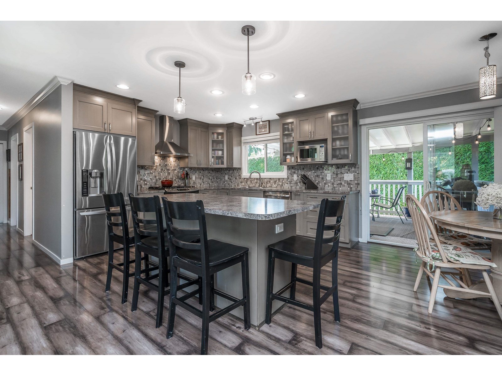 Photo 11 of 20712 52 Avenue, Langley BC