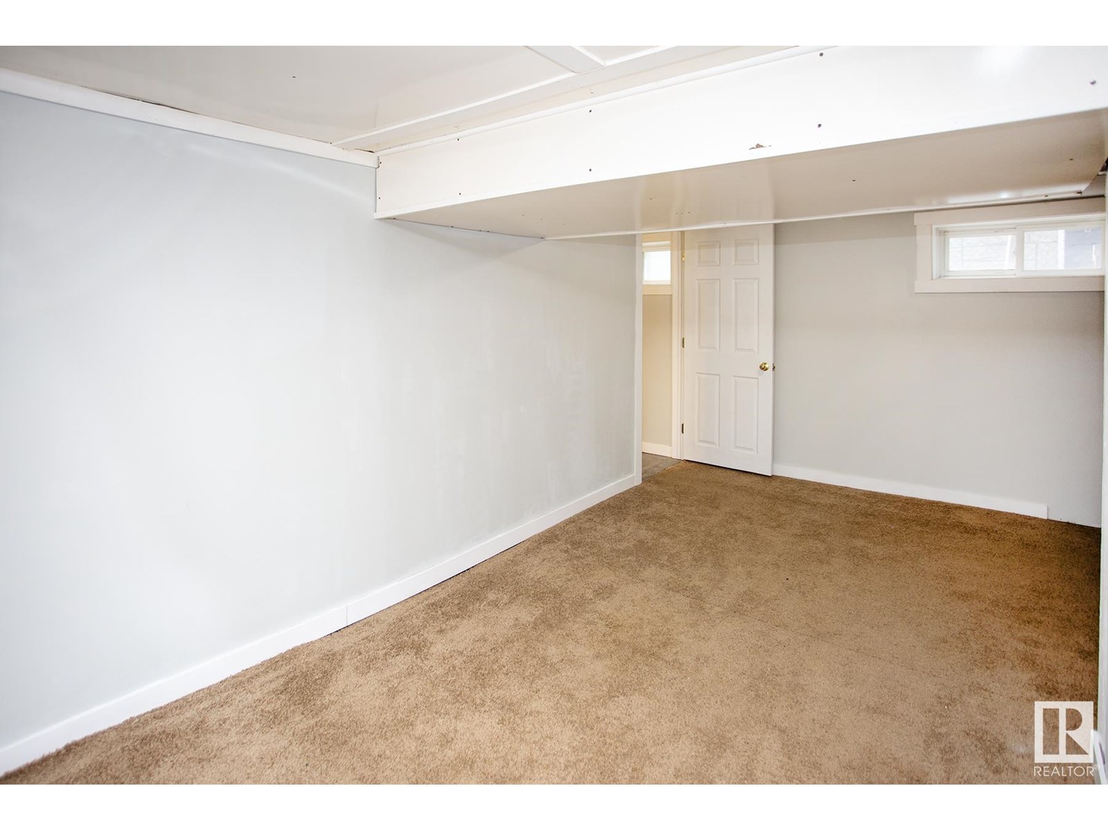 Photo 31 of 11536 83 St Nw, Edmonton AB
