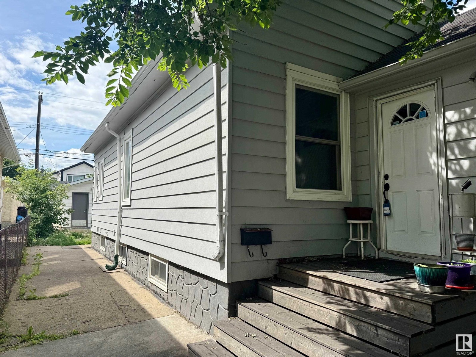 Photo 6 of 11536 83 St Nw, Edmonton AB