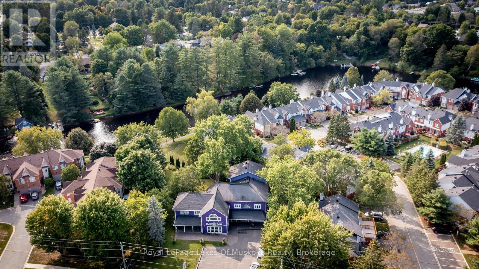 Photo 40 of 230 Ecclestone Drive, Bracebridge ON