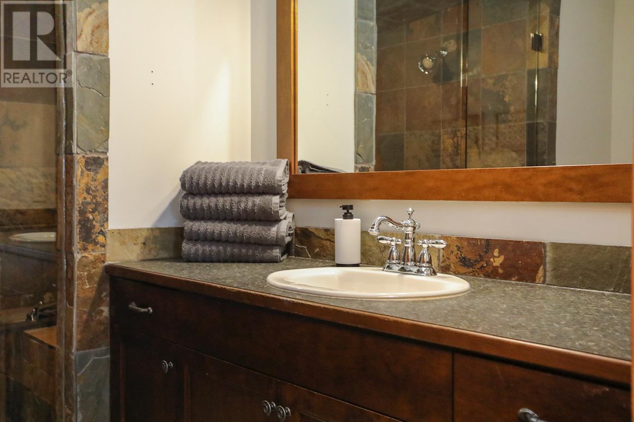 5050 Snowbird Way Unit# 405, Big White