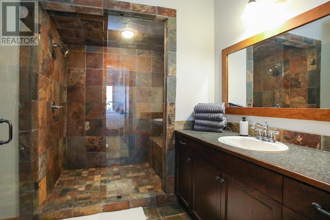 5050 Snowbird Way Unit# 405, Big White