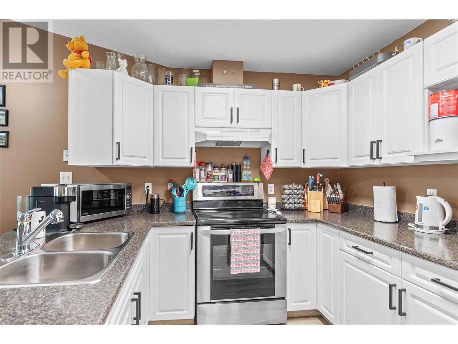 602 Browne Road Unit# 12, Vernon