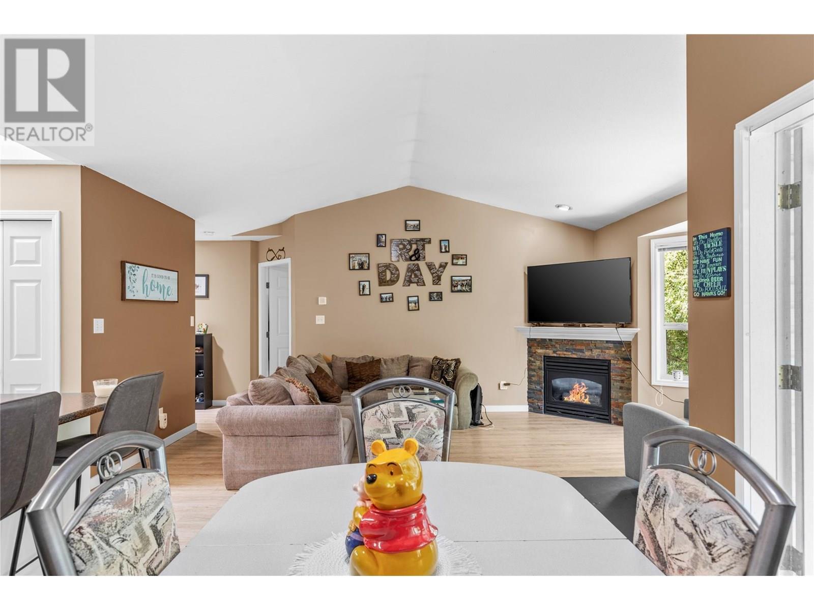 602 Browne Road Unit# 12, Vernon