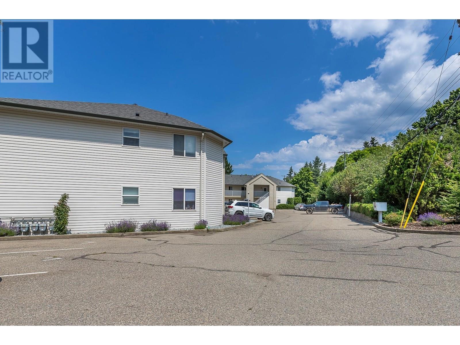 602 Browne Road Unit# 12, Vernon