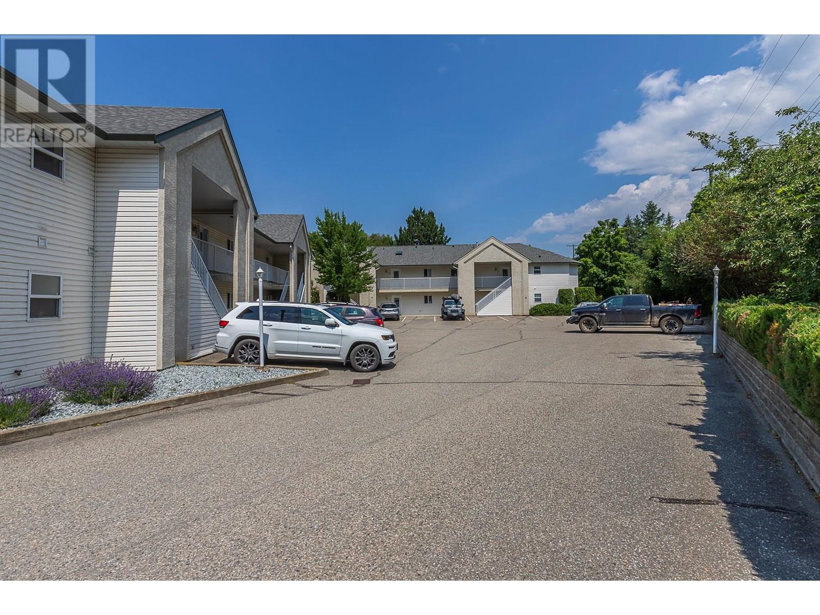602 Browne Road Unit# 12, Vernon